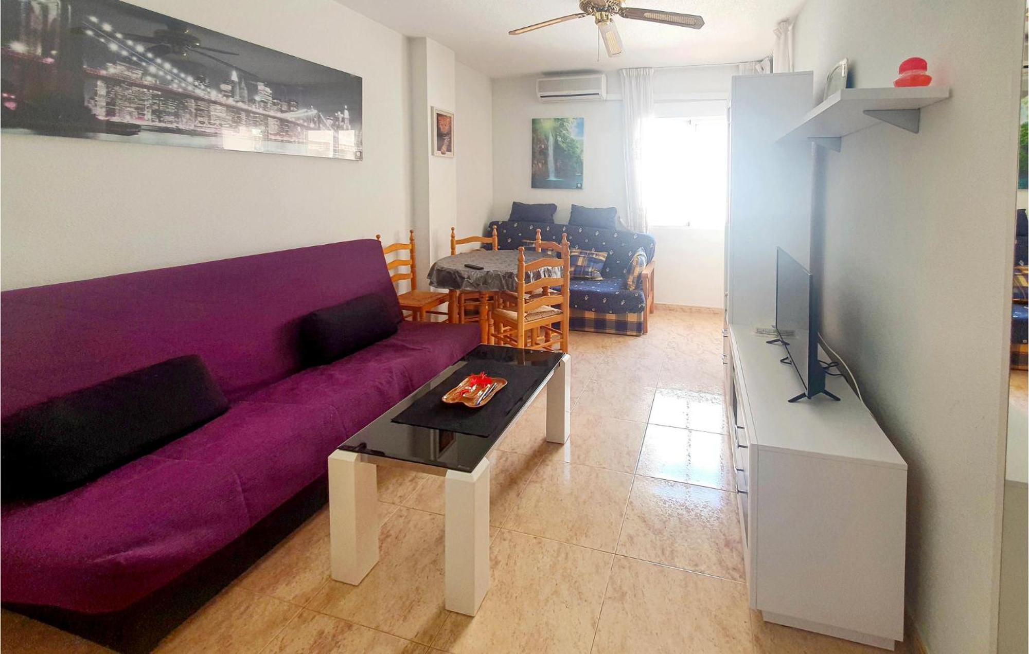 1 Bedroom Pet Friendly Apartment In Torrevieja Buitenkant foto
